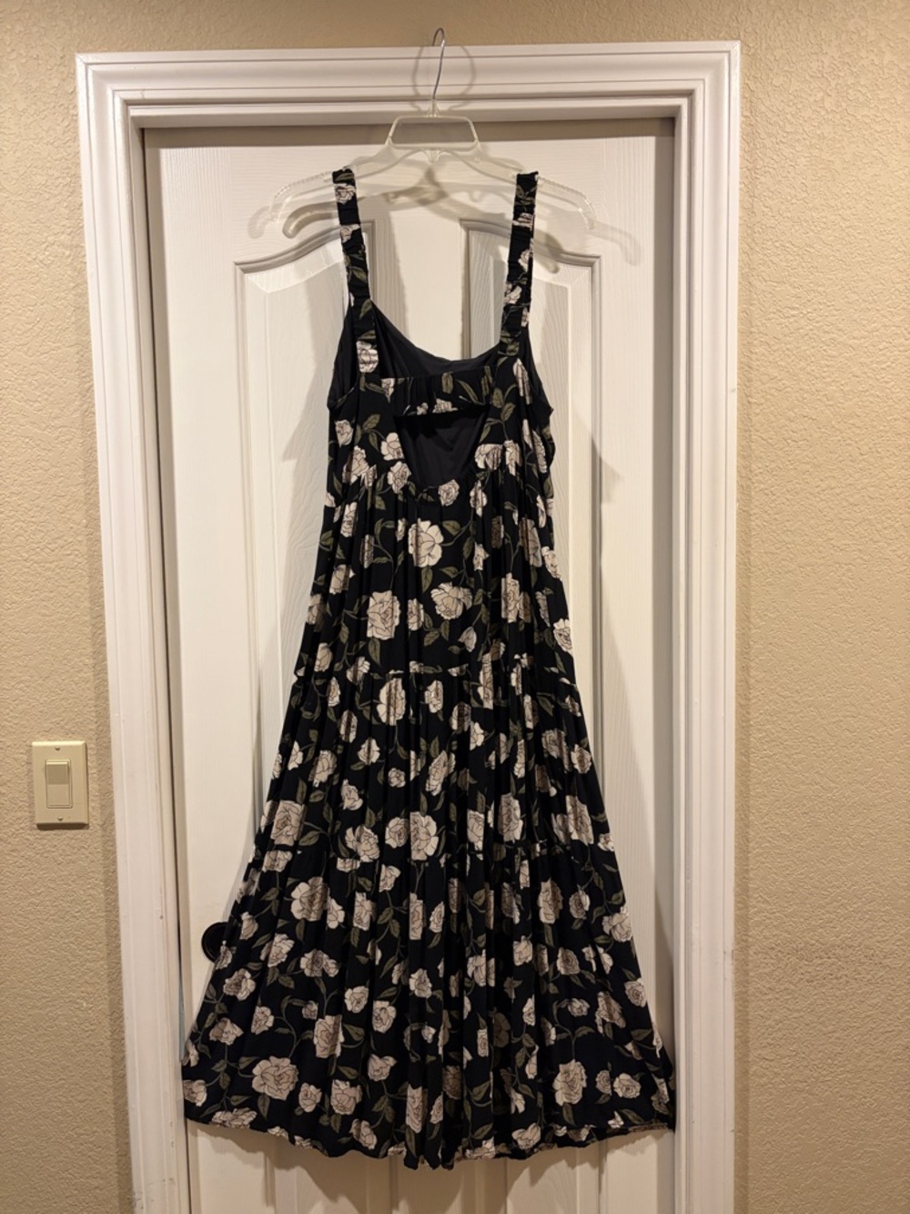 Saltwater LUXE Floral Black Sleeveless Maxi Dress size M excellent cond - Picture 7 of 8